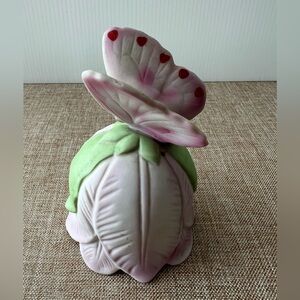 Porcelain Vintage LEFTON pink and green hand-painted butterfly tulip bell 01113